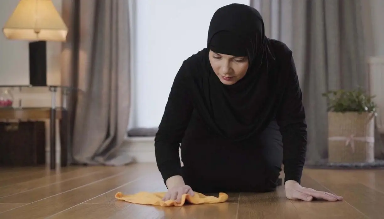 انجام کار خانه بر عهده زن است یا مرد؟