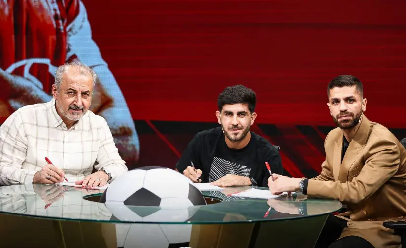 میلاد سرلک از پرسپولیسی‌ها عذرخواهی کرد