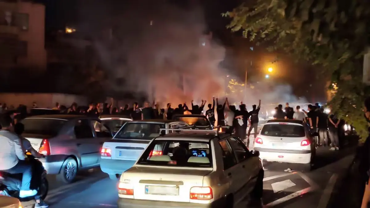 آمار روزنامه دولت از حضور جوانان در تجمعات