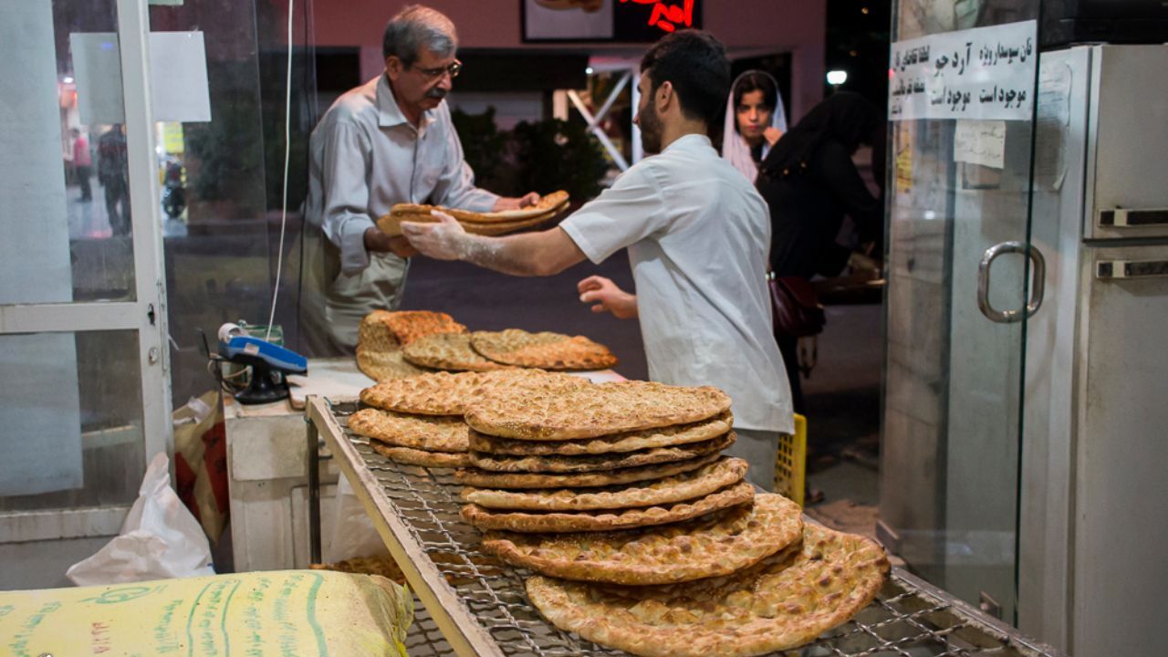 آرد این نانوایی‌ها قطع می‌شود