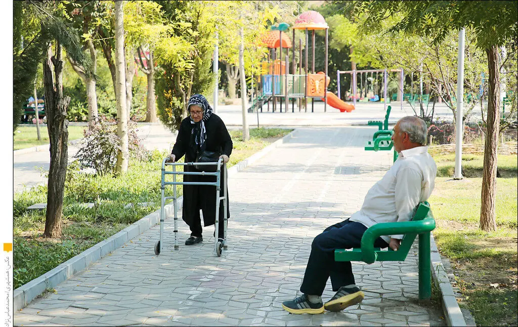 بازنشستگان تامین اجتماعی منتظرند/ اعتراض تند بازنشستگان به وزیر رفاه و دولت