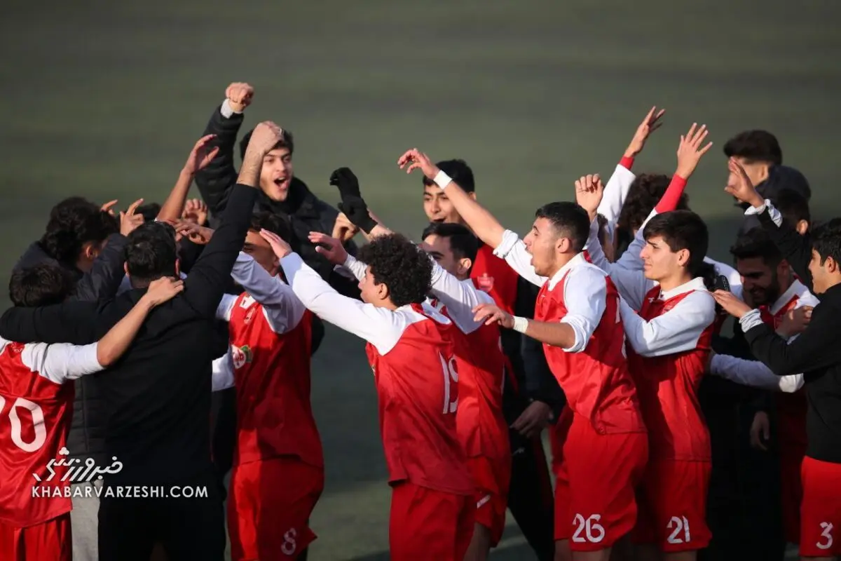 پرسپولیس قبل از پایان فصل قهرمان شد +عکس

