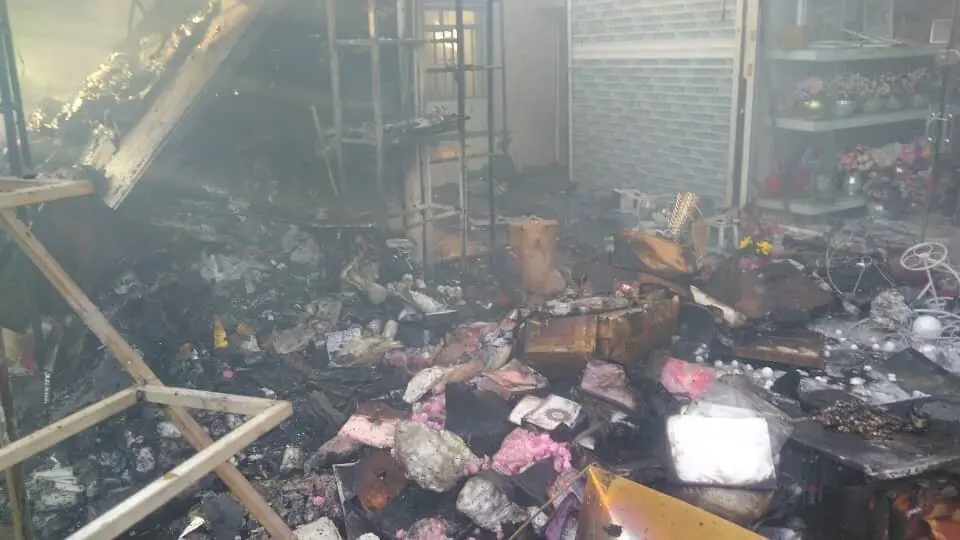 فوت ۲ نفر در انفجار و آتش سوزی در بازار گل محلاتی
