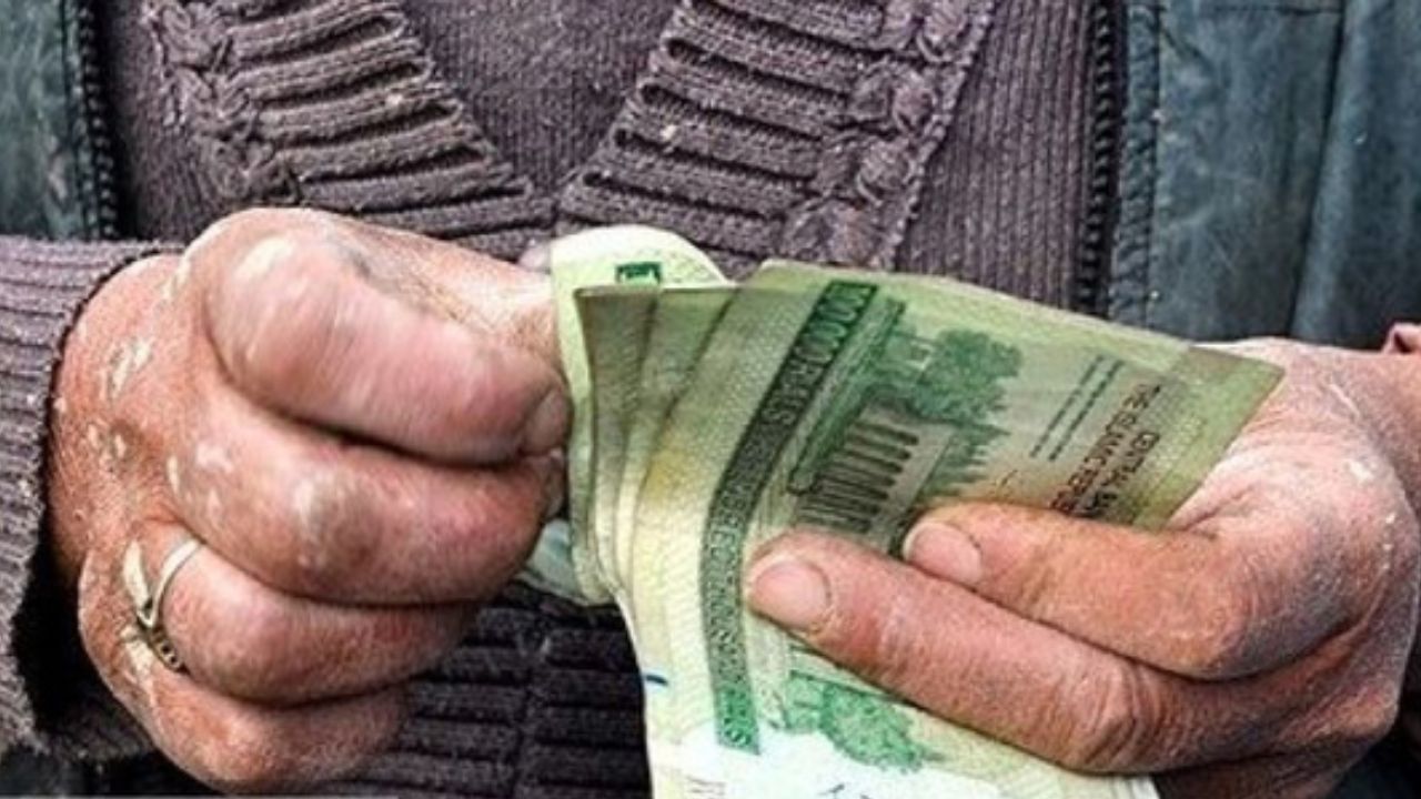 نرخ دستمزد کارگر روزانه در سال ۱۴۰۰ چقدر است؟ 