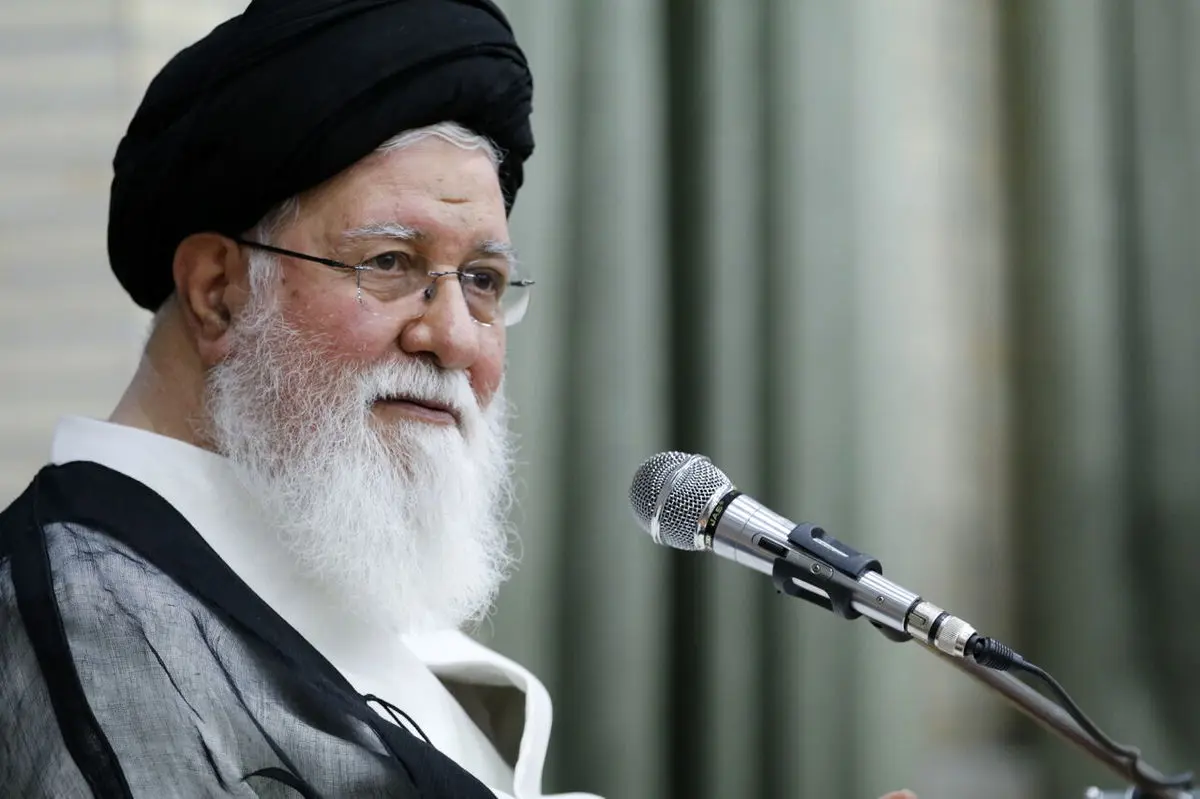 آیت‌الله علم‌الهدی :تطهیرکنندگان پهلوی یا مزدور هستند یا دیوانه!