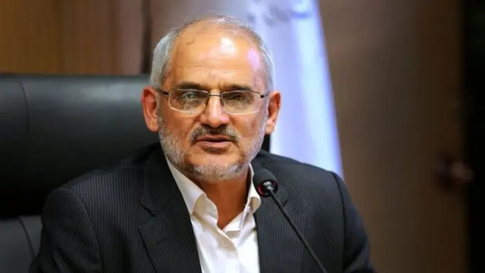 حمله وزیر آموزش و پرورش دولت روحانی به رضامراد صحرایی درباره حقوق فرهنگیان و کمبود معلم