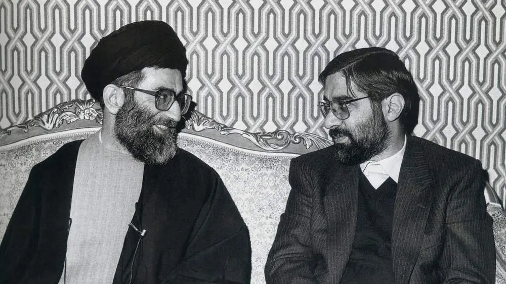 ناگفته‌های هاشمی از اختلاف نظر رهبری و موسوی | ماجرای «۹۹ نفر» چه بود؟ فیلم 