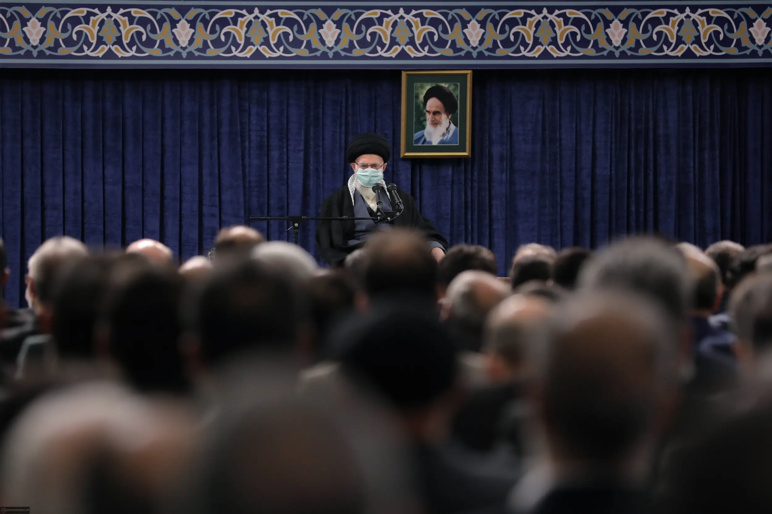 دیدار جمعی از فرماندهان نیروی هوایی و پدافند هوایی ارتش با رهبر انقلاب

