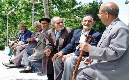 خبر تازه درباره افزایش مستمری ۱۴۰۱  بازنشستگان /جزییات مناقشه با تامین اجتماعی بر سر متناسب سازی حقوق بازنشستگان