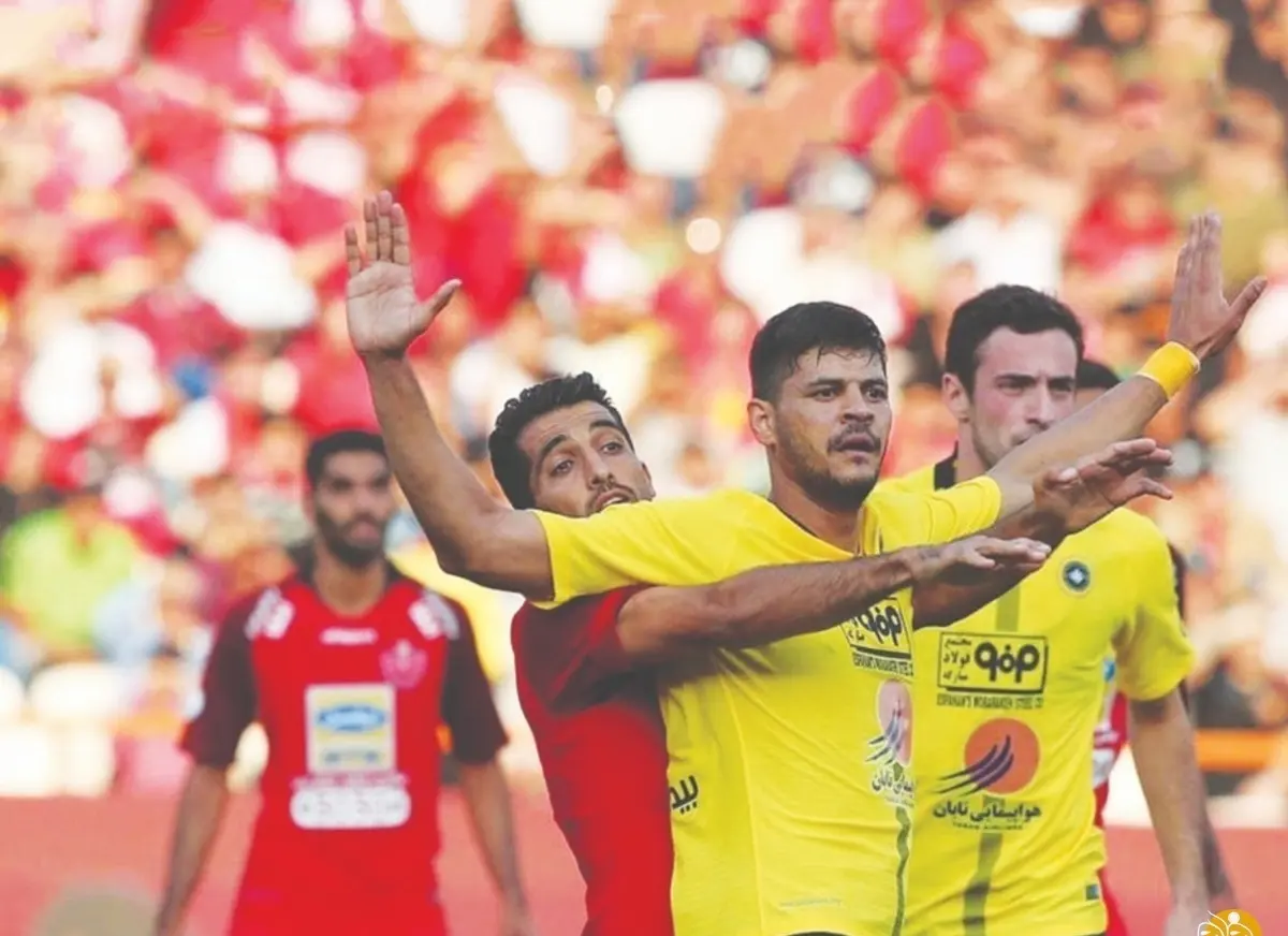 شرط خرید بازیکن خارجی برای پرسپولیس