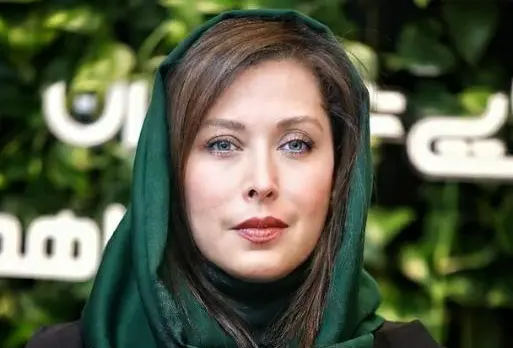 مهتاب کرامتی مهاجرت کرد؟/ گریه های بی امان خانم بازیگر در فرودگاه + عکس