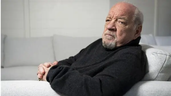 کارگردان مشهور سینما به تعرض متهم شد