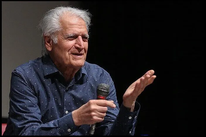 بازگشت پیکر احمد پژمان به ایران