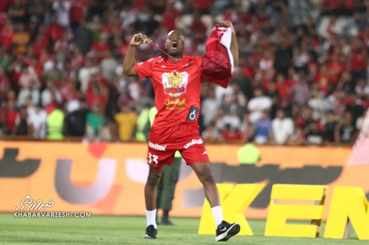 ستاره پرسپولیس با این عکس رسما جدا شد
