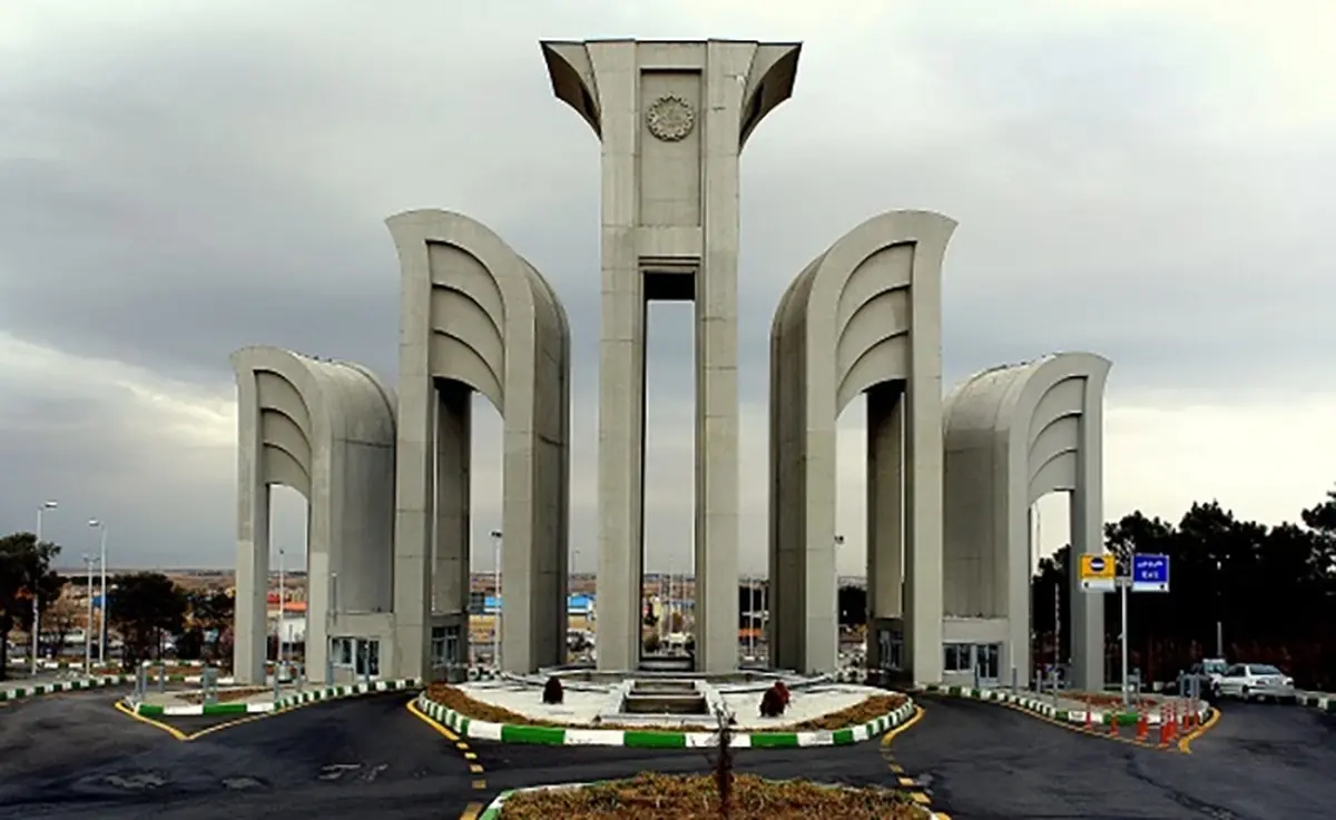 علت مسمومیت 300 دانشجوی دانشگاه صنعتی اصفهان چه بود؟