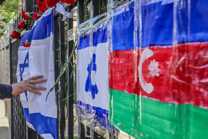 توطئه جمهوری آذربایجان در حمله اسراییل  به ایران/ افشاگری پسر پزشک رهبر انقلاب
