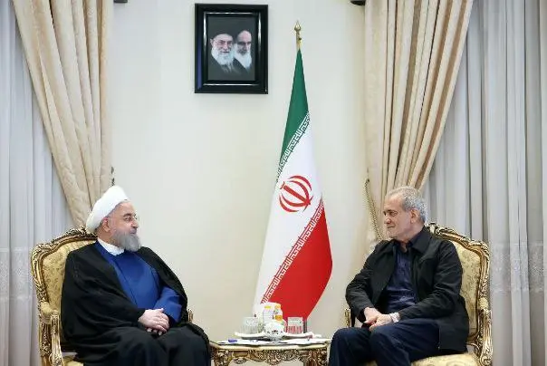 تصویری از دیدار رئیس جمهور اسبق با رئیس جمهور منتخب 