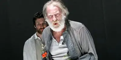 بازیگر فیلم تایتانیک درگذشت