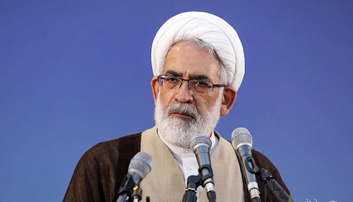 واکنش دادستان به ماجرای تجمع نوجوانان در شیراز  و راه رفتن یک زن برهنه در خیابان