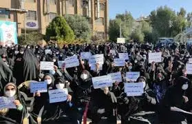 کاهش 4 میلیونی حقوق معلمان و فرهنگیان بازنشسته