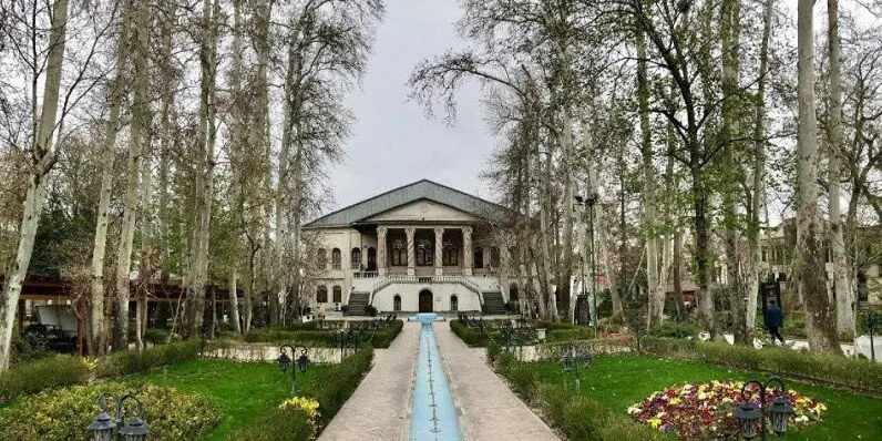 واکنش اولین شهردار تهران به ساخت مسجد در پارک قیطریه +عکس