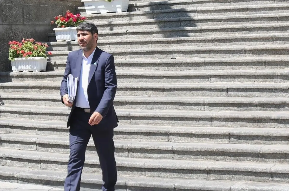 خبر نگران کننده برای نیروهای شرکتی/ خبر مهم رئیس سازمان اداری و استخدامی درباره طرح ساماندهی کارکنان دولت