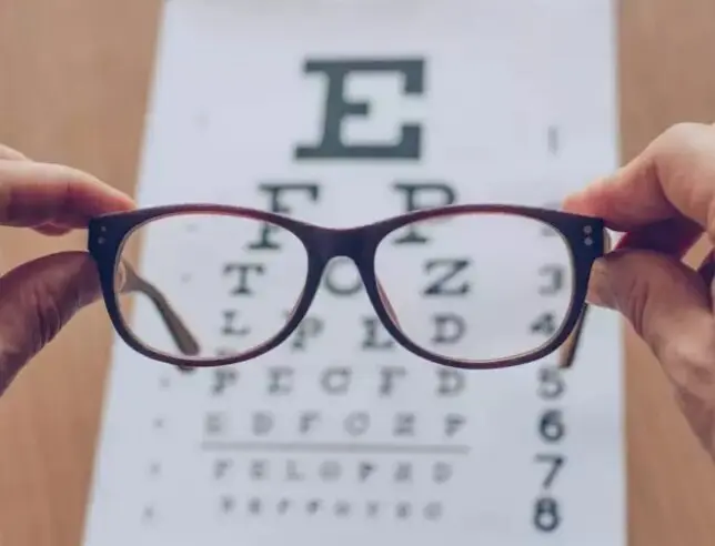 عینک برای چه فرم صورتی مناسب است