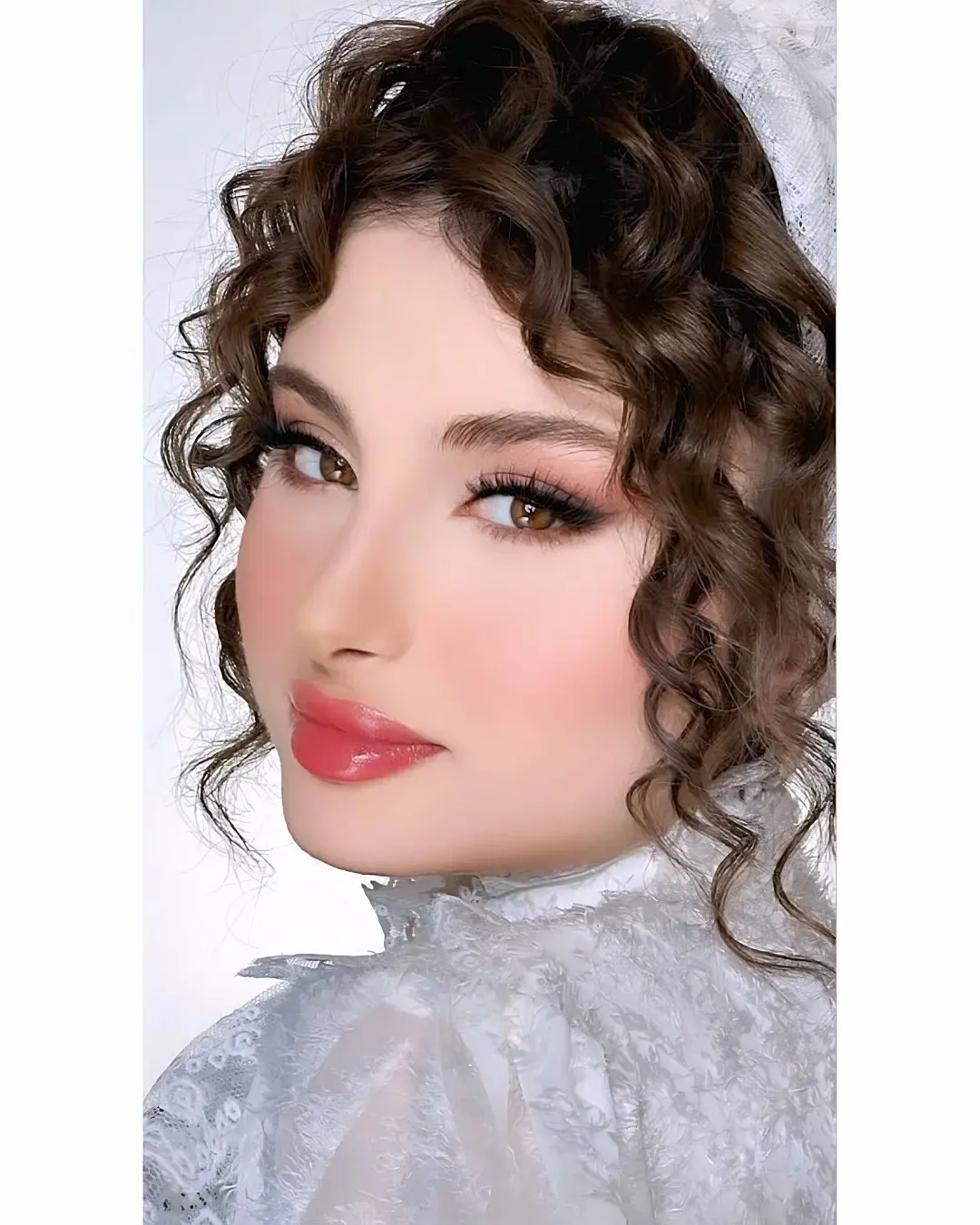 سارا و نیکای سریال پایتخت عروس شدند!