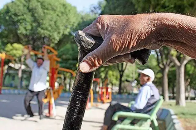 سقف پاداش پایان بازنشستگی تصویب شد