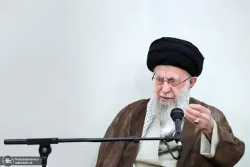 اهدای «نشان فداکاری» از سوی رهبر انقلاب ۵ خانواده هرمزگانی + عکس 