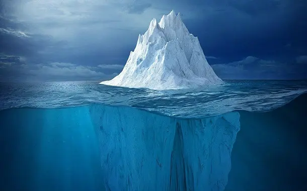 عکس پربازدید از شیرجه زدن در یخ+ببینید