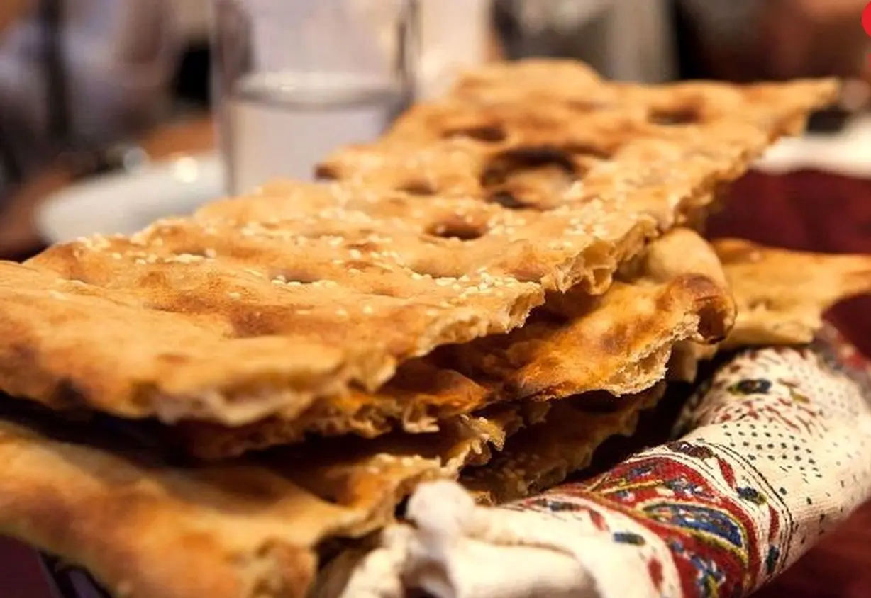 چگونه می‌توان با کارت بانکی نان خرید؟