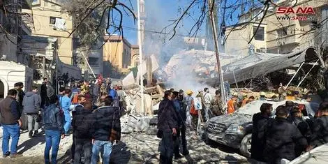 خورهٔ جنگ پیش می‌تازد‌،جنگ می‌شود