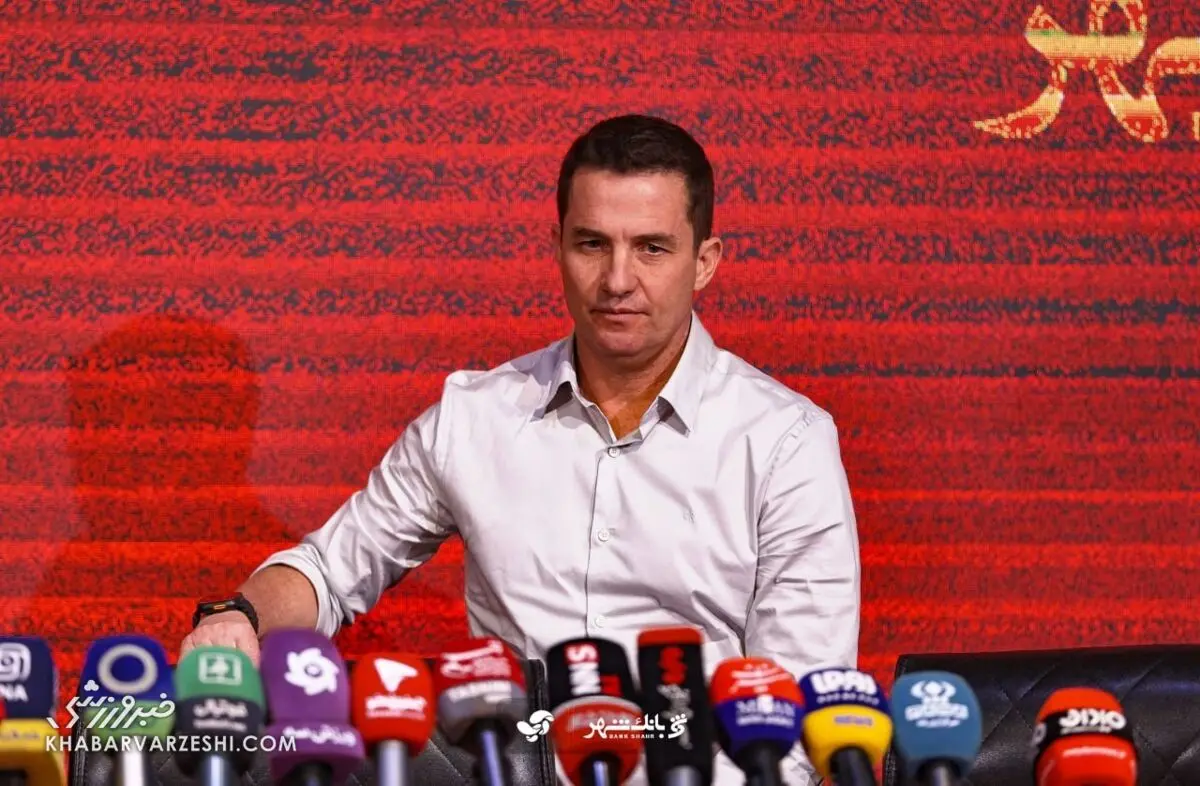 اوسمار تماشاگر ویژه بازی پرسپولیس و تراکتور +عکس