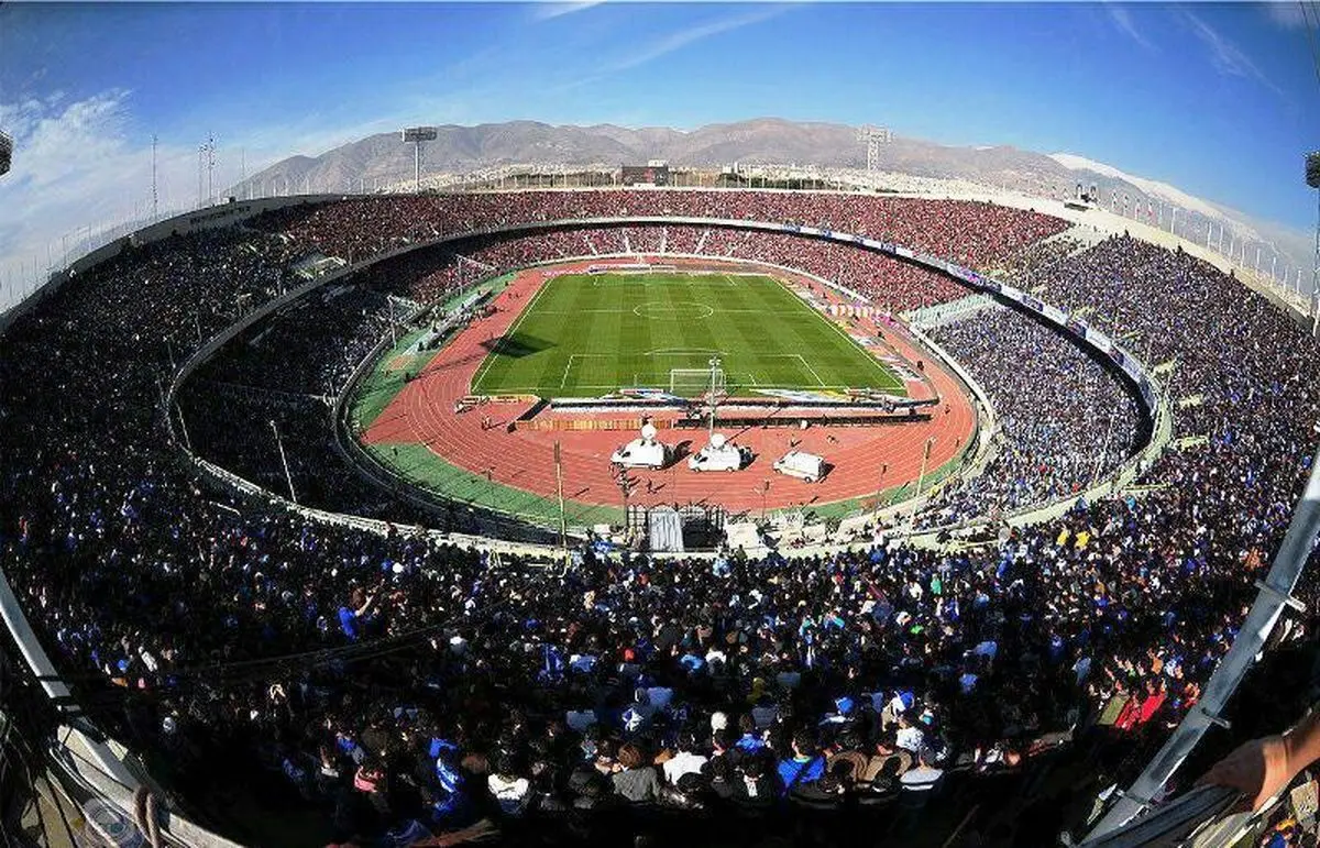 VAR بالاخره وارد استادیوم آزادی شد+عکس