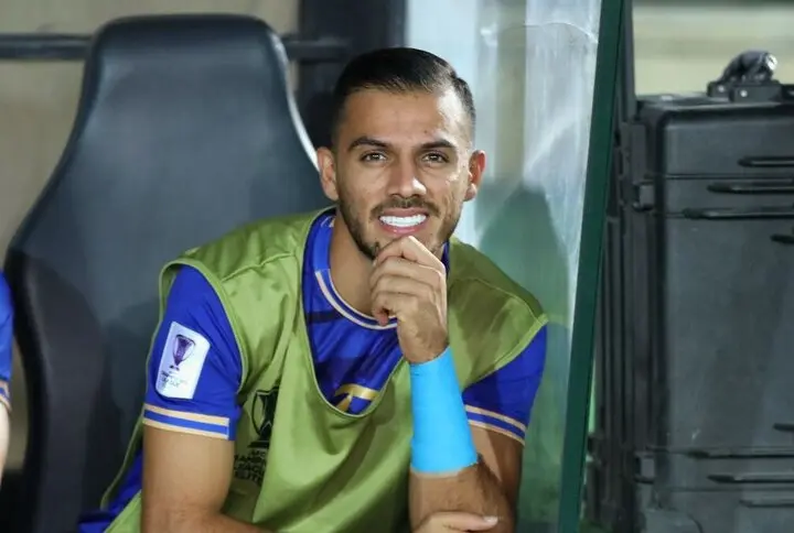 کنایه مدافع استقلال به ساپینتو+عکس