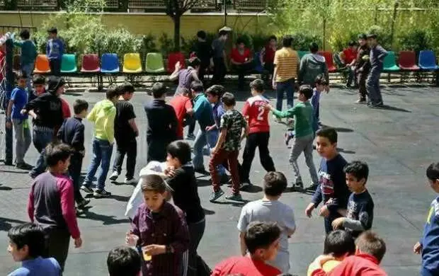 والدین بخوانند/ خوراکی‌های ممنوعه مدارس اعلام شد
