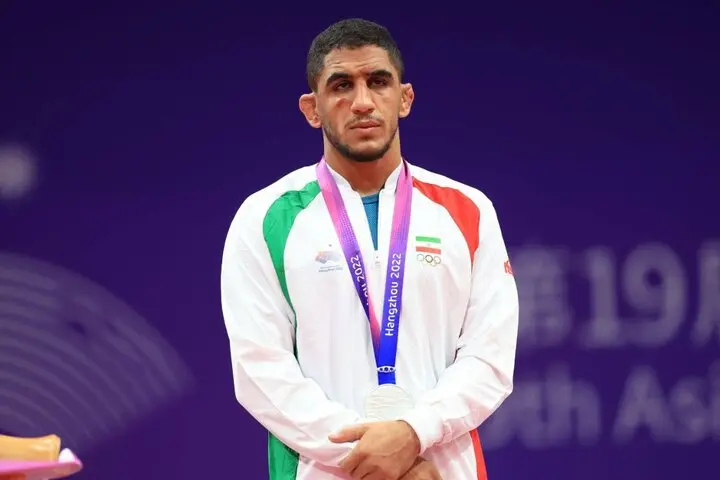رحمان عموزاد انتقام المپیک را گرفت