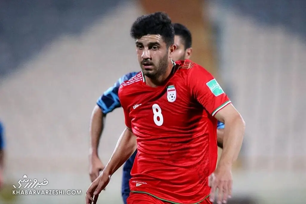 هافبک ملی پوش از ذوب آهن به پرسپولیس می آید