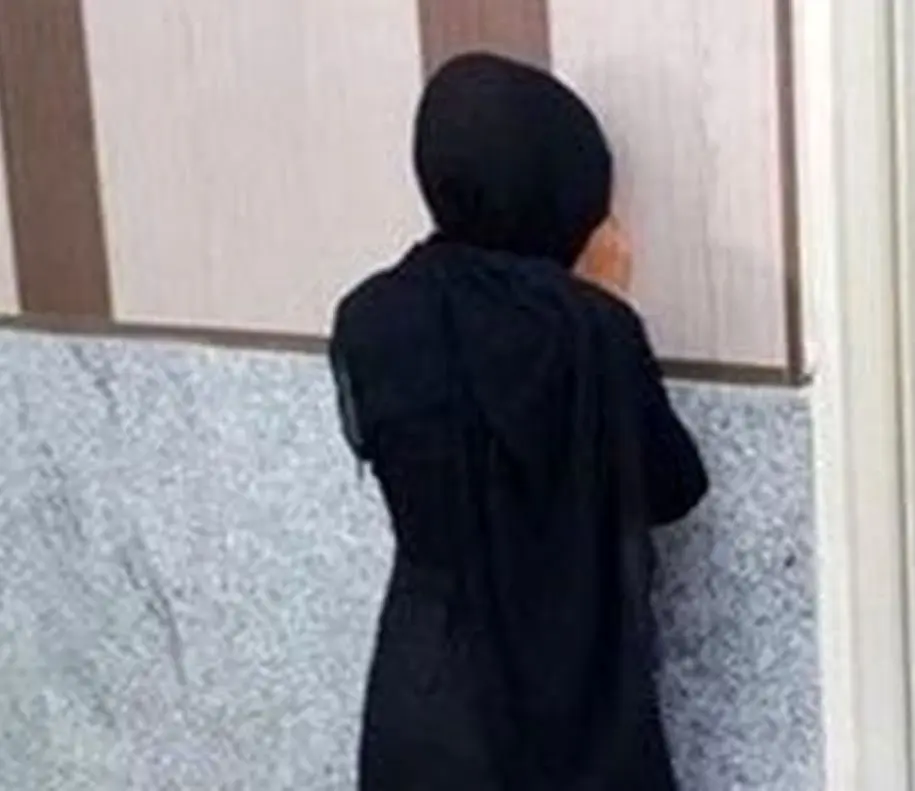 رابطه پنهانی زن جوان فقط برای سرگرمی