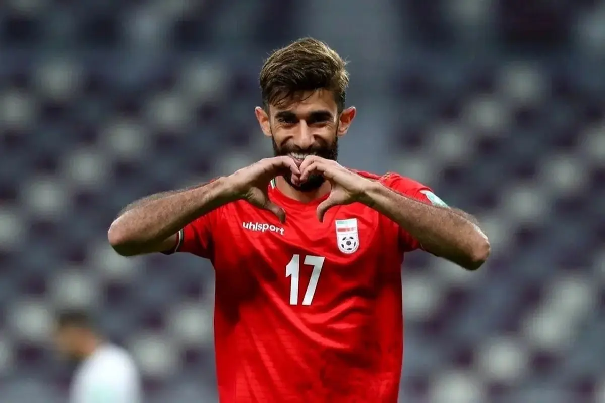 پرسپولیس بمب می‌ترکاند