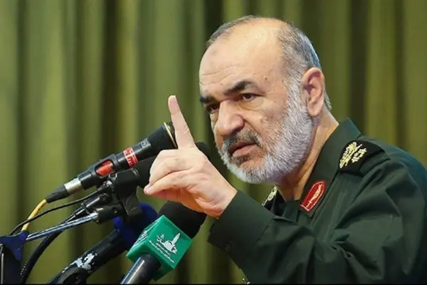 فرمانده کل سپاه: پاسخ غیرقابل تصوری به اسرائیل خواهیم داد
