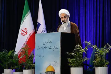 تهدید الهام علی اف توسط امام جمعه قزوین

