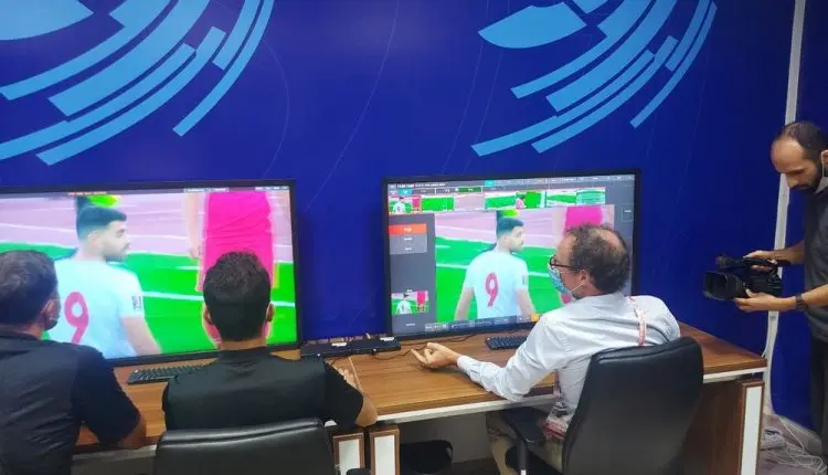 قوانین جدید برای داوران و VAR
