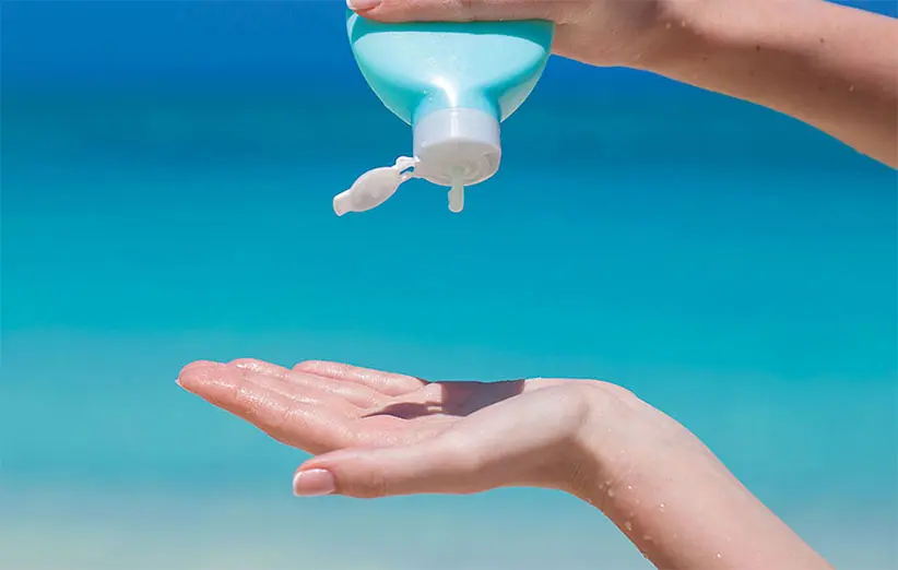 لزوم استفاده از کرم ضدآفتاب در برابر اشعه خورشید