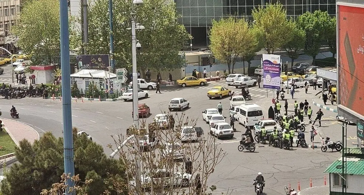 چه شد که ون‌ها برگشتند؟
