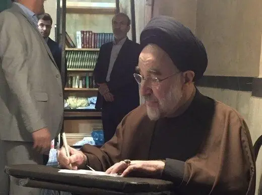 دست نوشته سید محمد خاتمی درپی یک حادثه | + تصویر