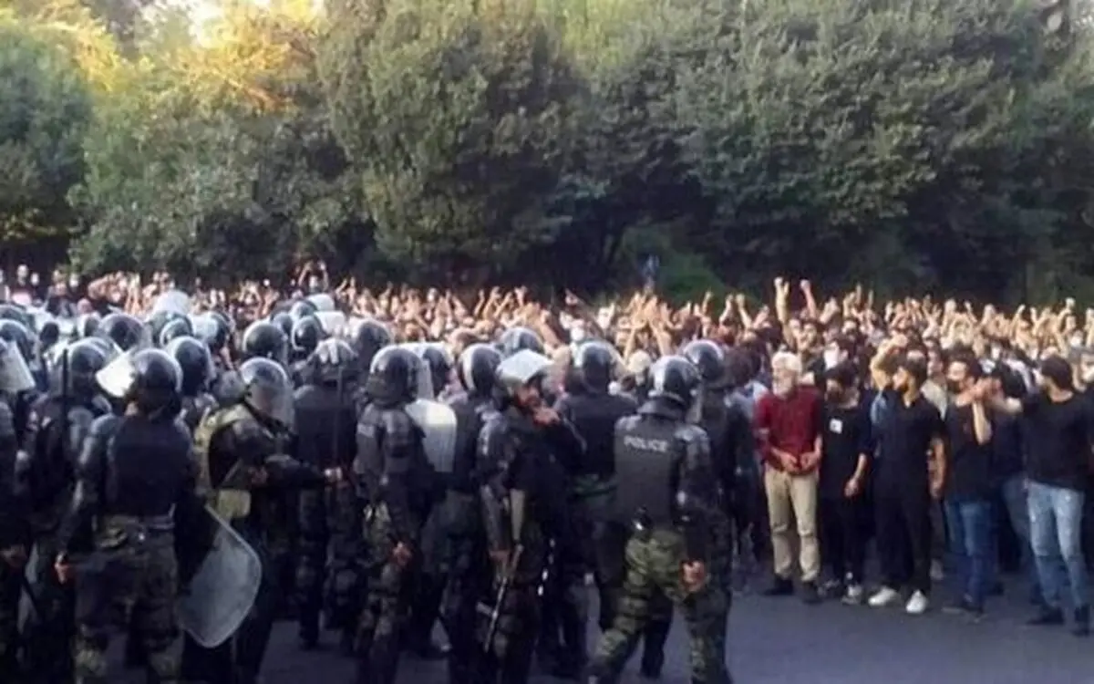 یک جامعهشناس: «طوفان دیگری» در راه است!