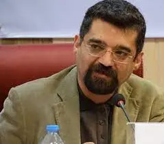 ۱۰ نکته دربارۀ  پرسر‌و‌صداترین و پرمدعاترین وزیر  پس از ۱۰ ماه