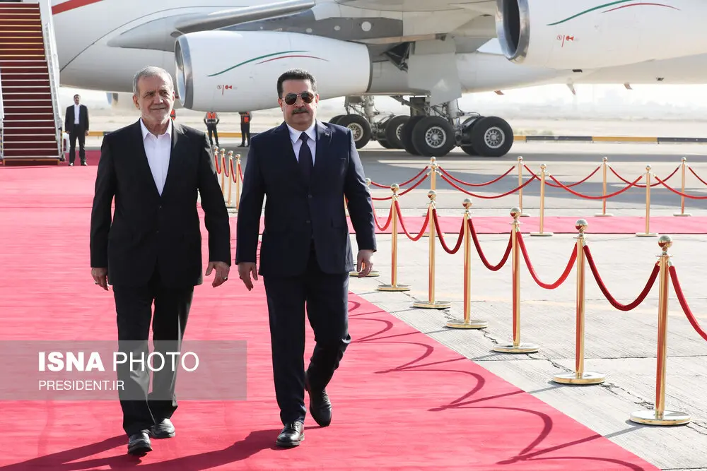 ارسال پیام رهبر انقلاب به نخست وزیر عراق توسط پزشکیان + جزییات
 